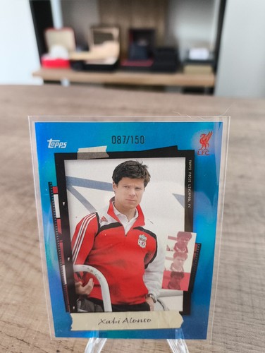 Topps liverpool team - liverpool, focus