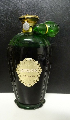 Stock prunella bottiglia con - prunella,