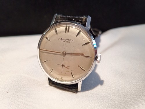 Orologio vintage carica