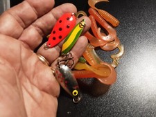 12 ARTIFICIALI IN GOMMA MORBIDA + 3 CUCCHIAINI VINTAGE X PESCA A SPINNING