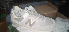 NEW BALANCE 574 NEW NEVER USED