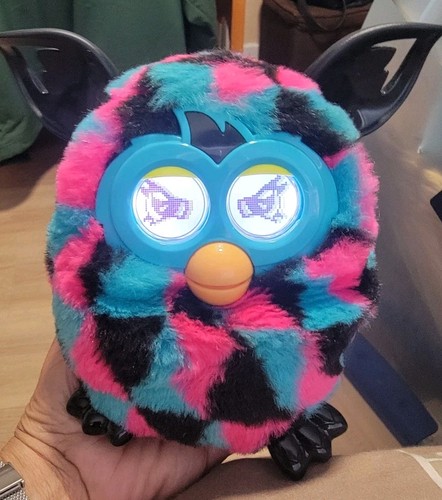Furby boom geometric fur - fur, black
