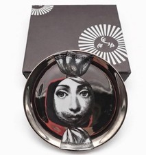 Fornasetti Piatto Tema e