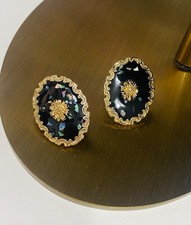 Orecchini dorati con perno in argento 925 e conchiglia