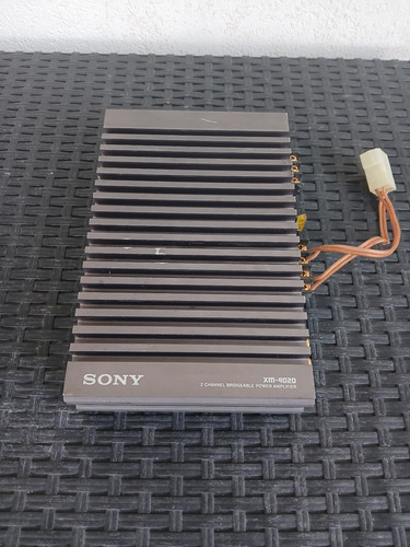 Amplificatore auto old - amplificatore, school