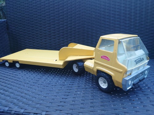 Rimorchio consegna camion