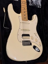 Chitarra elettrica Fender USA Stratocaster American Standard HSS 2015 con...