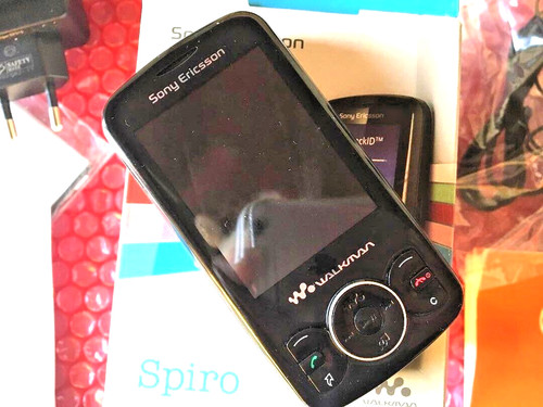 Sony ericsson spiro w100i - sony,