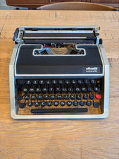 Olivetti Lettera DL Typewriter