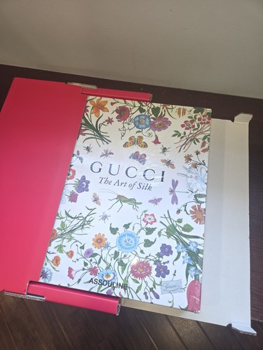 Gucci the art silk - art, book