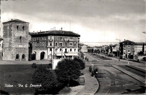 Udine via leopardi - udine,