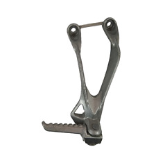 POGGIAPIEDI posteriore DESTRO DX KAWASAKI NINJA ZX636 ANNO 05-06 ricambi usati