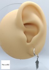 Orecchino cerchietto con piuma