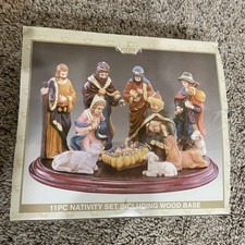 Presepe vintage in porcellana