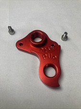 Pilo D232 Red Rear Derailleur