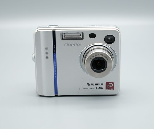 Fotocamera digitale compatta