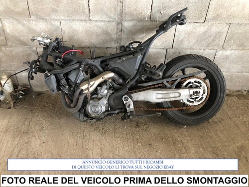 Sono disponibili ricambi moto - sono,