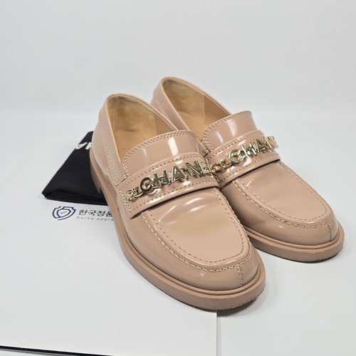 Chanel metal logo loafers - metal,
