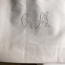 Lenzuolo Matrimoniale O Sopra Una Piazza E Mezzo Iniziali CM  Ricami A Mano