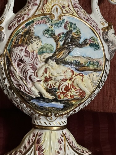 Capodimonte italy hand - italy,