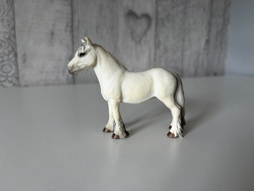 Retired schleich fell pony - retired],