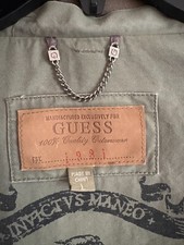 Giacca verde con cappuccio