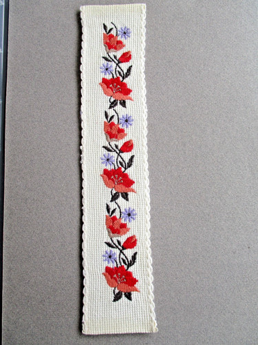 Bookmark embroidered flowers - ,