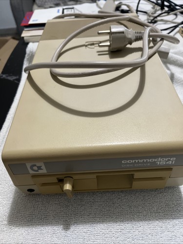 Commodore 1541 floppy disk - 1541,