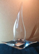 Statuina scultura barca a vela