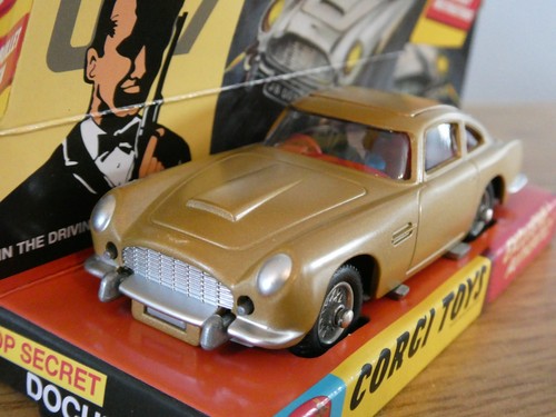 Corgi model club - corgi,