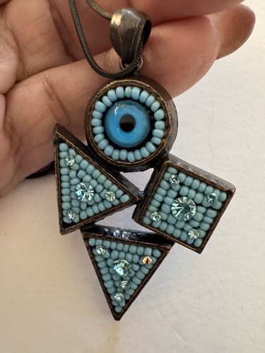 Collana con ciondolo malocchio