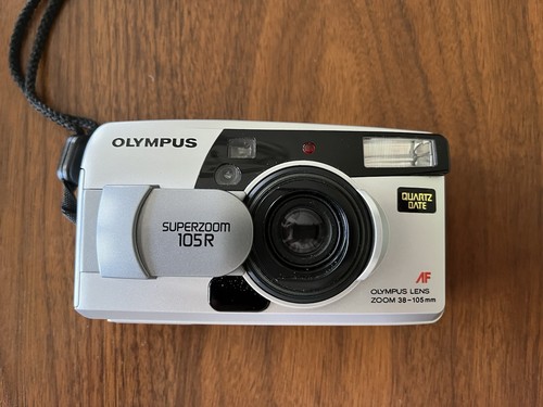 Fotocamera ultra compatta