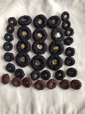 Lotto 26 particolari bottoni