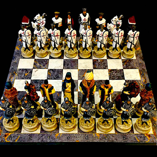 Set scacchi crociati medievali