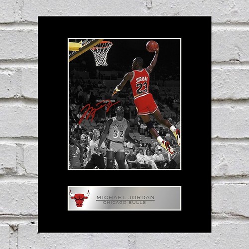 Michael jordan signed - signed, mounted