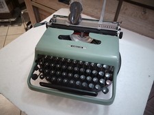 MACCHINA DA SCRIVERE OLIVETTI