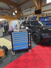 Carrello porta attrezzi con 419 pezzi