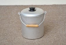 Vecchia pentola vintage in