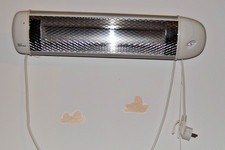 Lampada riscaldante infrarossi per fasciatoio neonato