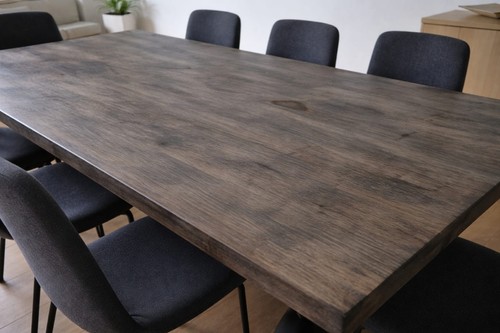 Tavolo bordo vivo rovere
