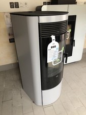 KLOVER STUFA A PELLET REA 100 AIR  10 KW CON PORTA CURVA E DOPPIO VETRO + WI-FI