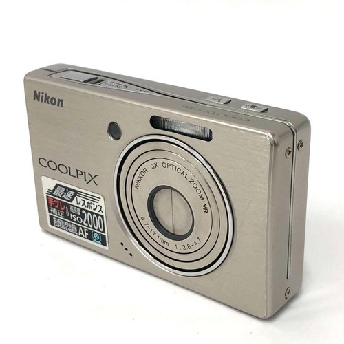 Fotocamera digitale compatta