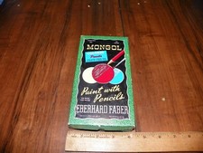 Scatola matite colorate