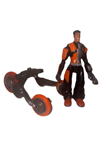 Action man atom m - action, a.t.o.m
