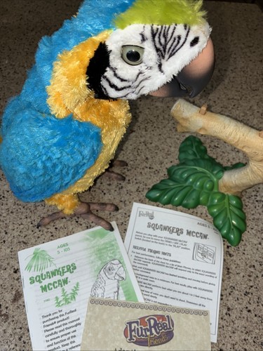 Hasbro furreal squawkers mccaw - furreal,