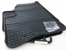 4 tappetini in gomma (inodore)