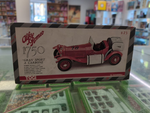 Togi alfa romeo 1750 - togi,