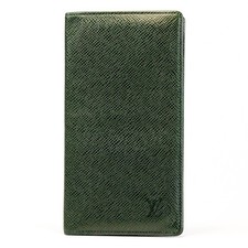 Louis Vuitton LV Taiga
