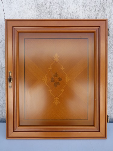 Vecchio porta armadietto - porta,