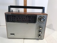 Radio Essex legno nero argento